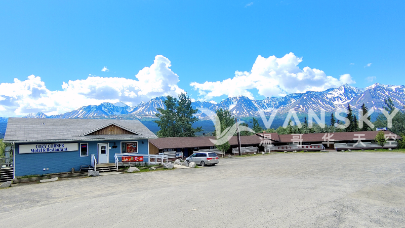 240318105943_Cream Photo Collage Mood Board Cooking Vlog Youtube Intro 9.png